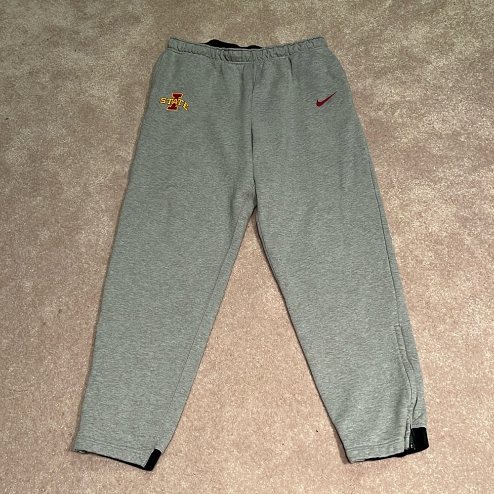 Extra large gray ISU Nike sweats
